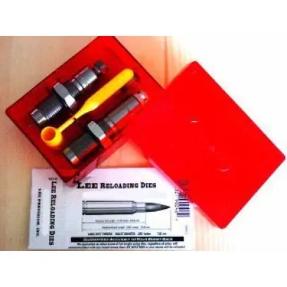 Sada matric .303 Savage Lee Pacesetter. Obsahuje matrici celoformátovací, usazovací a krimpovací, držák nábojnic a naběračku na prach. Závit matric 7/8&quot;-14.