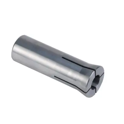 Cette pince est conçue pour être utilisée avec l'extracteur de balles standard RCBS® pour retirer les balles de calibre .410 (10,4mm).