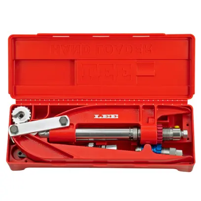 Přenosná ruční přebíjecí sada .44 SPECIAL / .44 MAGNUM BREECH LOCK HANDLOADER KIT, včetně zápalkovače, 3 matric s bushingy pro rychlou výměnu a klíče na ozubené matice. Plastový úložný box součástí.