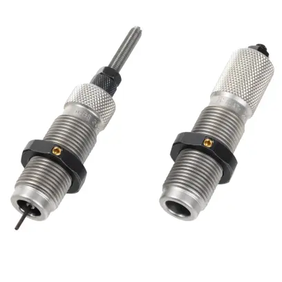 RCBS sada matric FL 6.5-300 Wby Mag Sada matric RCBS FULL-LENGTH DIE SET pro přebíjení nábojnic s krčkem. Obsahuje celoformátovací matrici s expanderem a vypichovací jehlou a usazovací matrici s roll krimpem. Závit 7/8"-14.