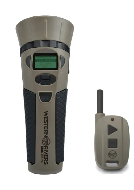 Game Call MANTIS 75R Appeau sans fil télécommandé. 75 sons d'animaux réalistes préchargés. Portée de 90 m. Volume jusqu'à 105 dB. Ecran LCD avec rétro-éclairage. Pieds pivotants avec blocage en position. Alimenté par 4xAAA.