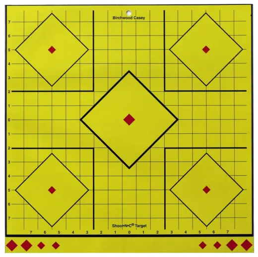 Cible autocollante en bois de bouleau Casey à longue portée. Haute visibilité, réaction colorée pour marquer les coups, pastilles rouges et jaunes, lignes de quadrillage de 1". Dimensions : 45 × 45 cm : 45 × 45 cm. Paquet de 5.