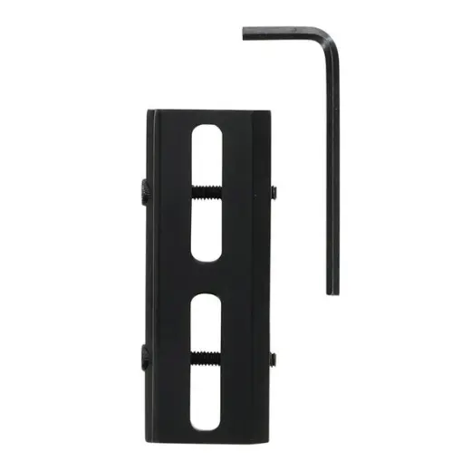 Adaptér umožňuje montáž příslušenství M-Lock na zbraně s lištou Picatinny. Odolná hliníková konstrukce zajišťuje pevné uchycení dvojnožek, svítilen a dalšího vybavení. Ideální pro modernizaci starších zbraní.