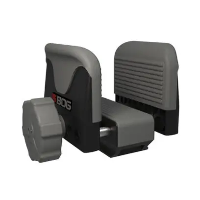 Lehká upínací hlava pro stativy Arca-Swiss® umožňuje pevné a stabilní uchycení zbraně až do 18 kg. Centrální upínací systém zajišťuje jistou fixaci pro přesné zamíření a rychlou manipulaci v terénu.