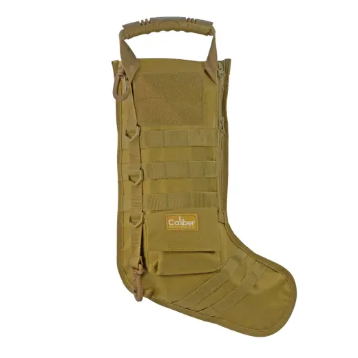 Taktischer Strumpf – Sandfarben Der taktische Strumpf ist ein ideales Weihnachtsgeschenk für Jagd- und Schießsportfans. Er bietet MOLLE, stabilen Griff, Reißverschlusstasche, Außentasche und Klettfläche für Patches.